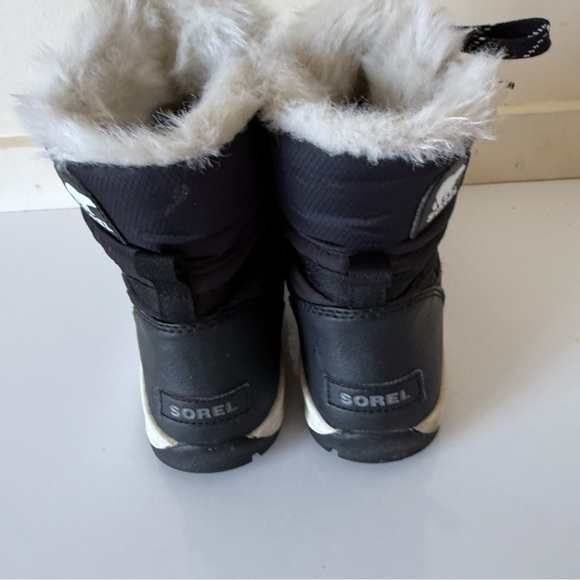 Sorel Women's Whitney II Short Lace Waterproof Faux Fur Lined Boots SZ 8.5 - Picture 6 of 11